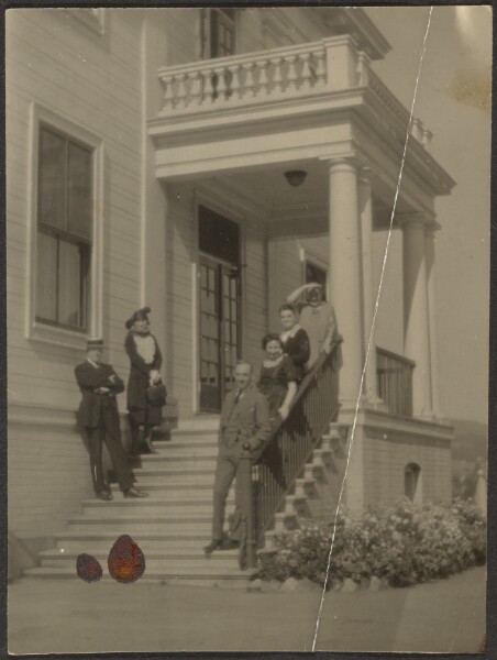 Louis Fleckenstein, [Group Portrait on Steps of Large House]