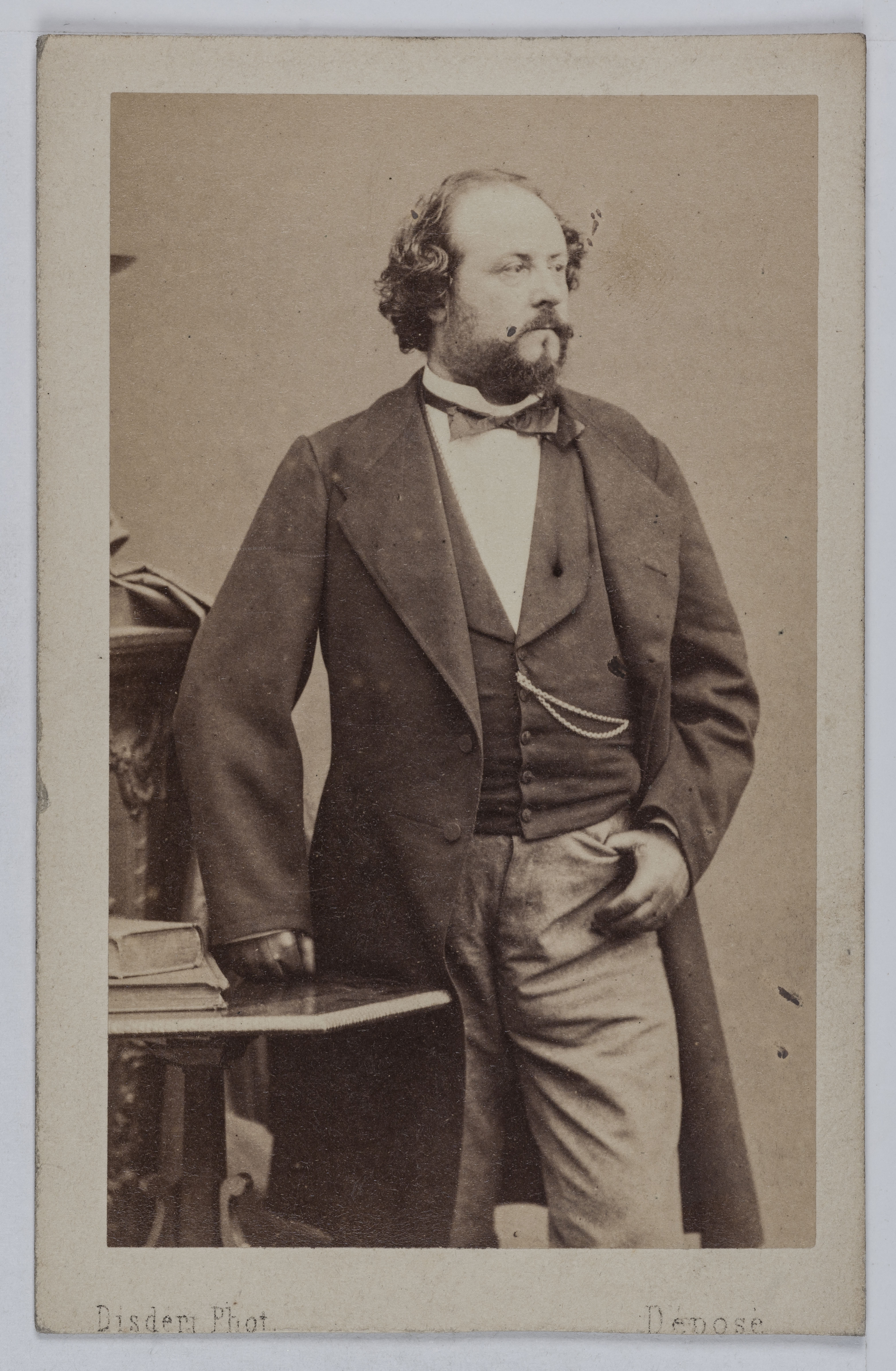 André-Adolphe-Eugène Disdéri, Portrait d'Hippolyte Gustave Roger (1815-1879), ténor et professeur au Conservatoire.