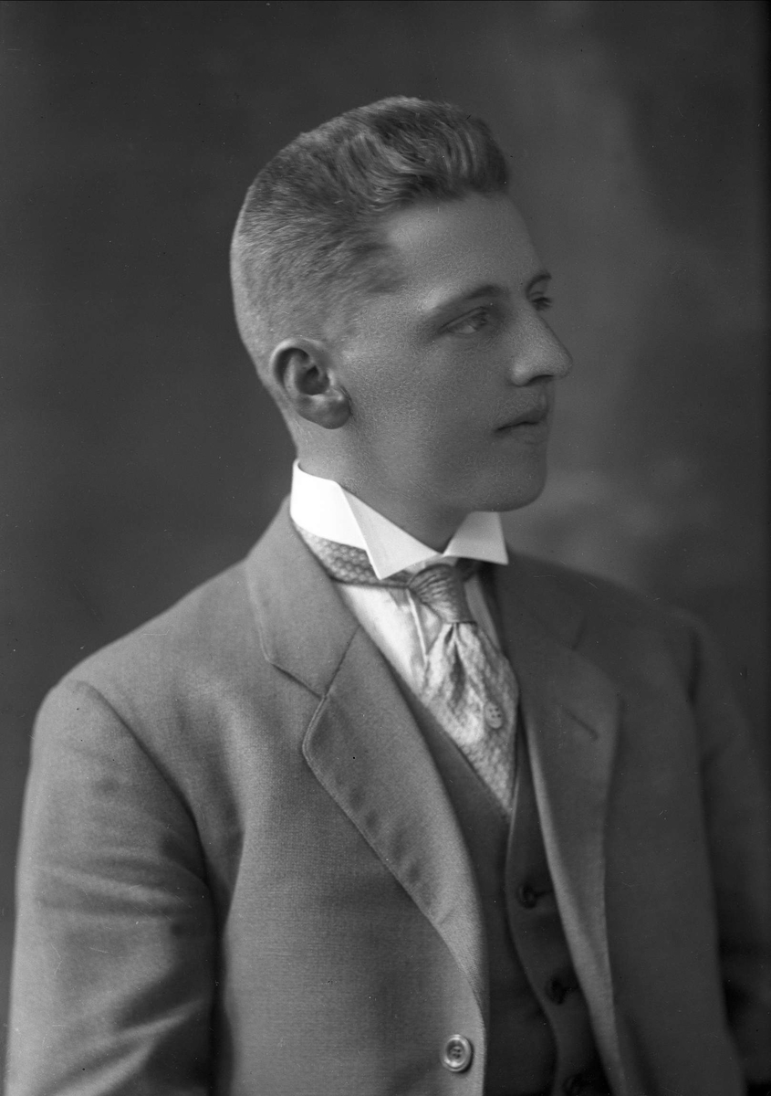 Gustav Borgen, NFB.41097