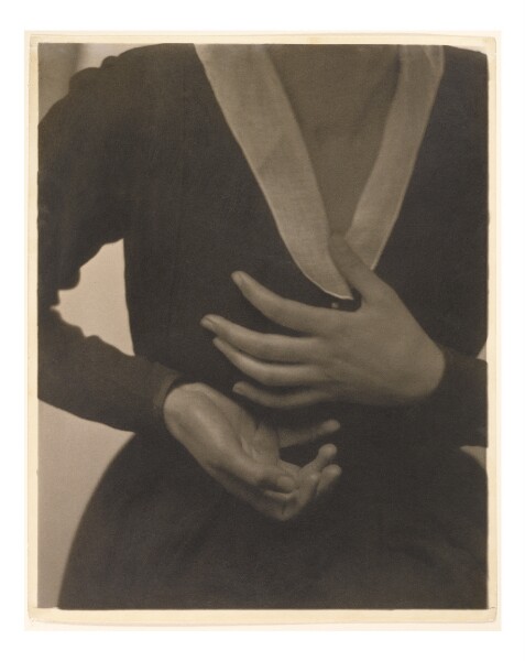 Alfred Stieglitz, Hands of Georgia O'Keeffe at 291