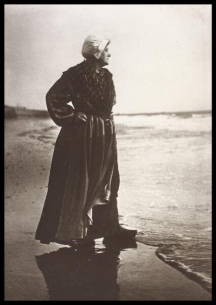 Unknown, Guy Little Theatrical Photograph