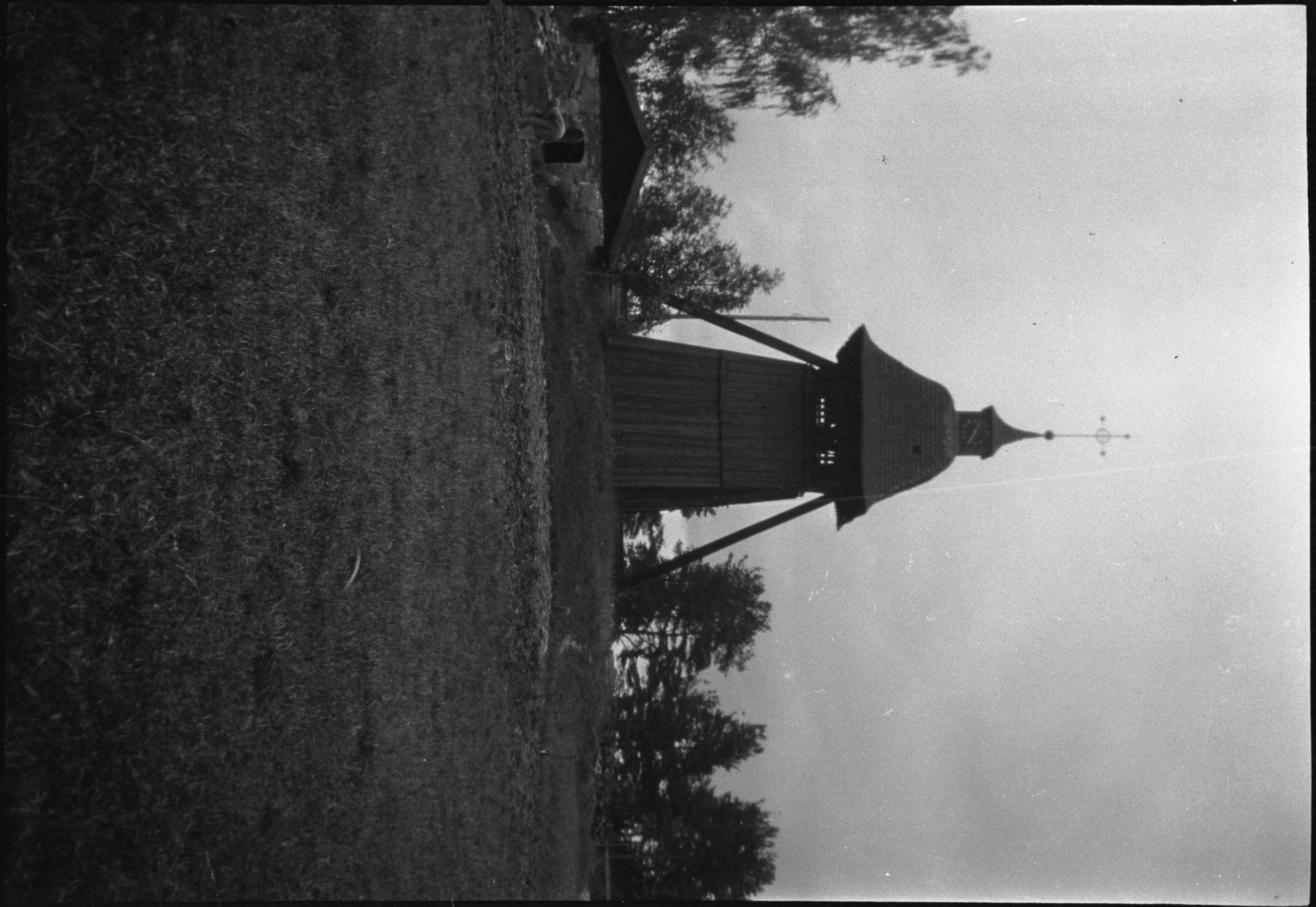 Berit Wallenberg, Härnevi kyrka