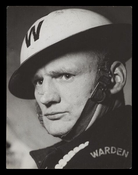 Hinde, John Wilfrid, A Warden in the East End