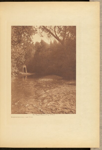 Edward S. Curtis, Summer Shelter - Lake Pomo