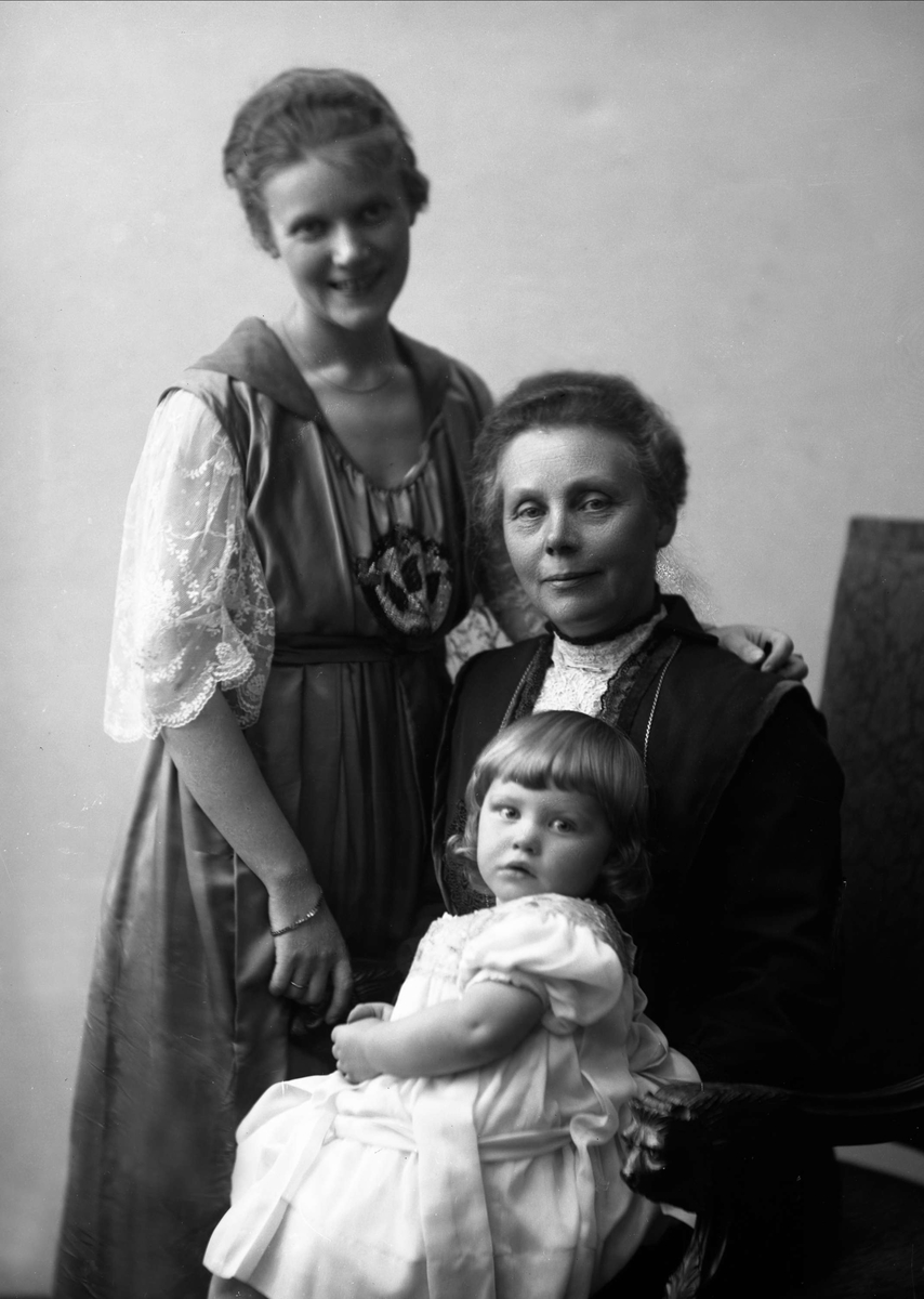 Gustav Borgen, NFB.36174