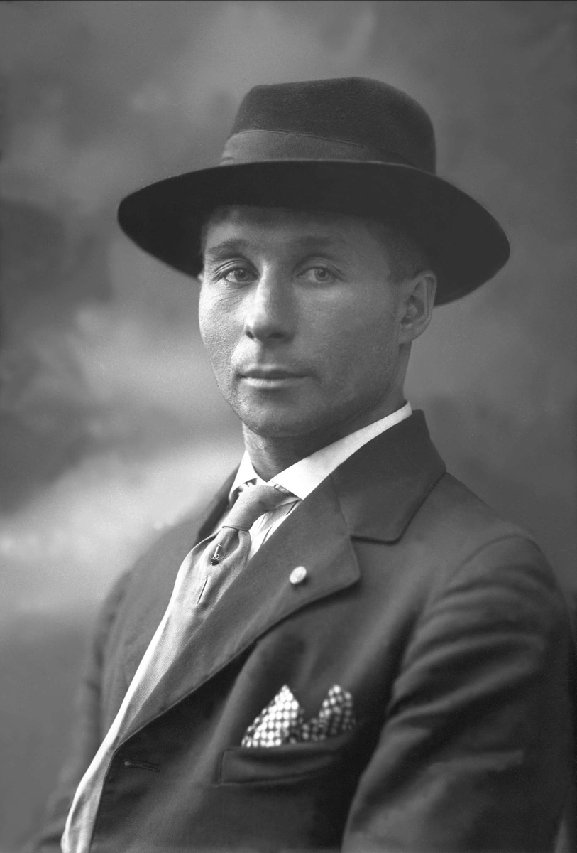 Gustav Borgen, NFB.50374