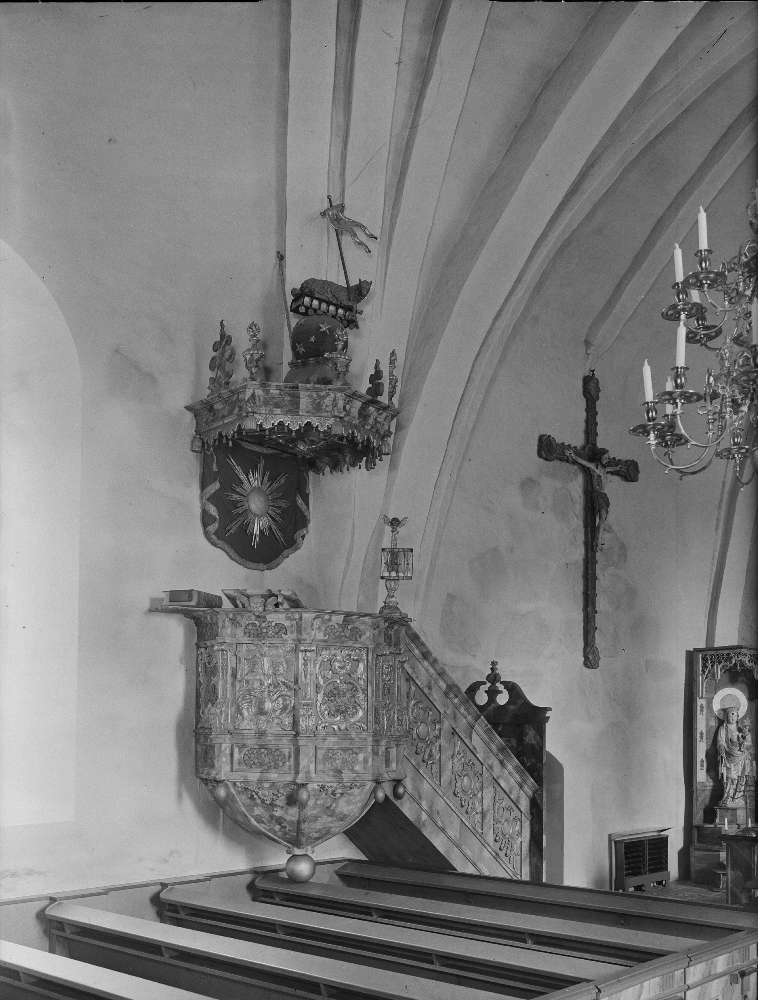 Nils Lagergren, Hökhuvuds kyrka