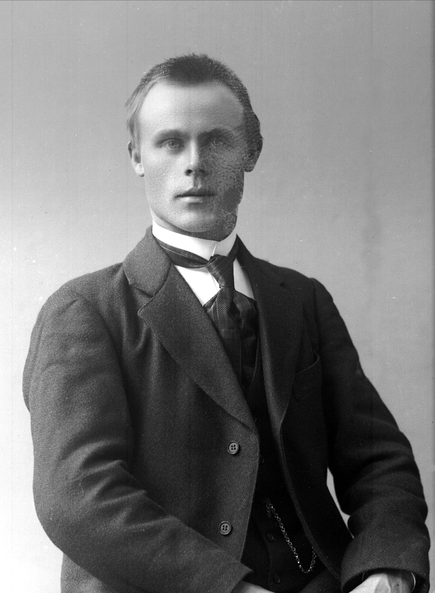 Gustav Borgen, NFB.17050