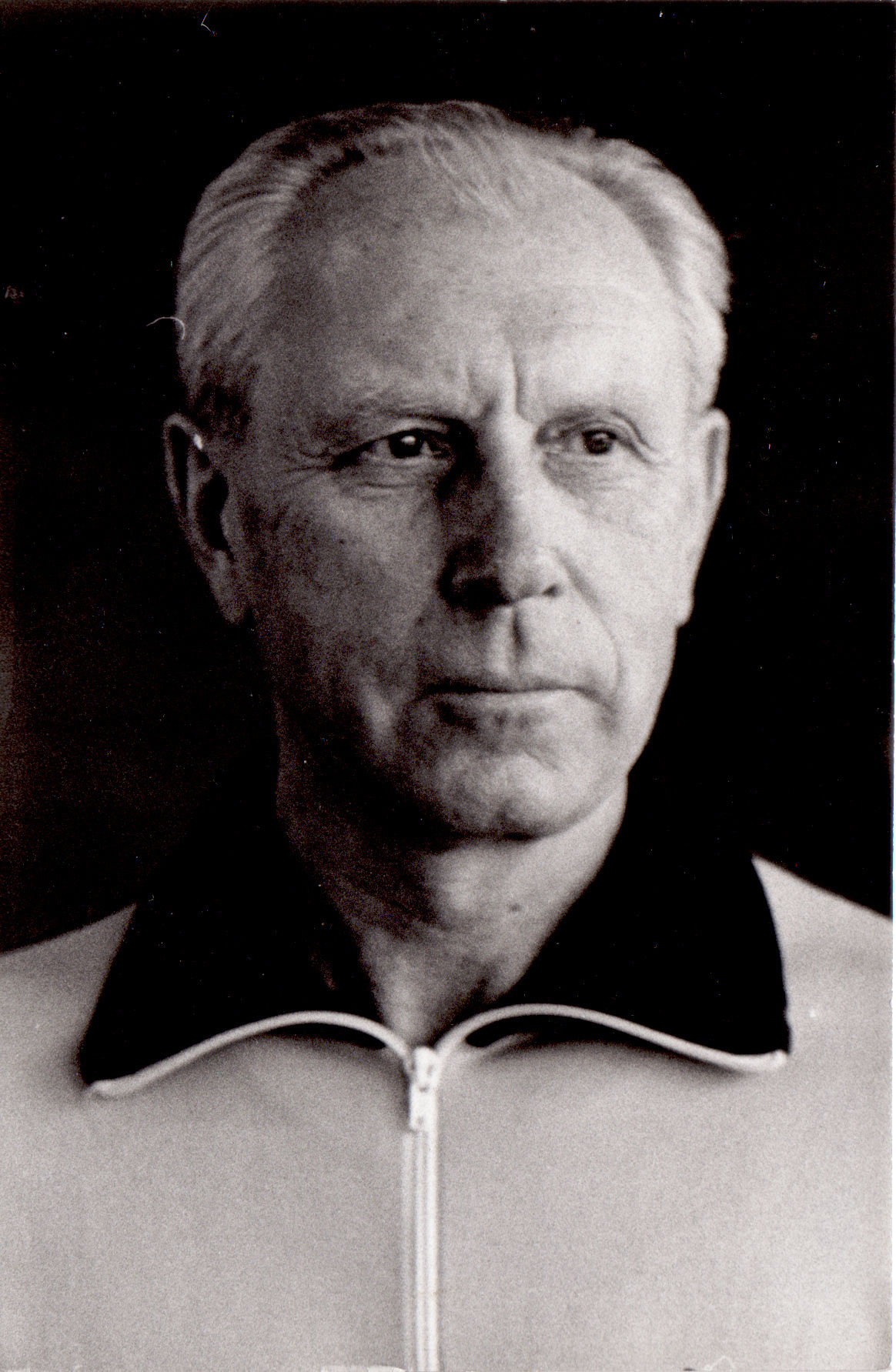 Gunnar (photographer) Vaidla, 1/2 figure