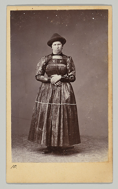 Unknown, [Woman in Regional Dress, Seen From Front and Back]