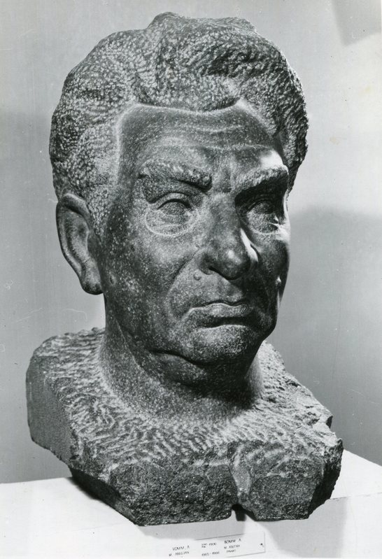 August (autor) Vomm, Portrait of Mger Abegjan