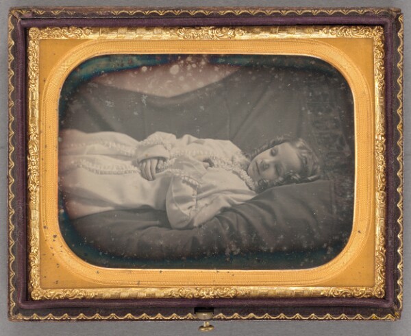 Unknown, [Postmortem portrait of a young girl]