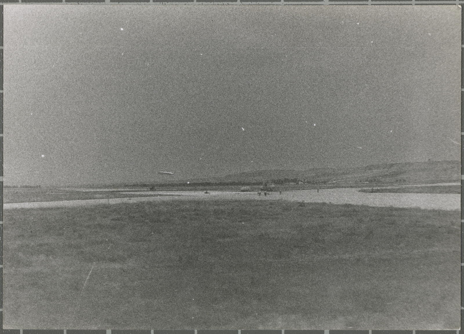 Desconegut, [Camp d'aviació de Porqueres]