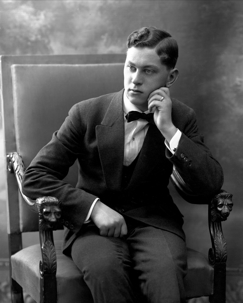 Gustav Borgen, NFB.33027