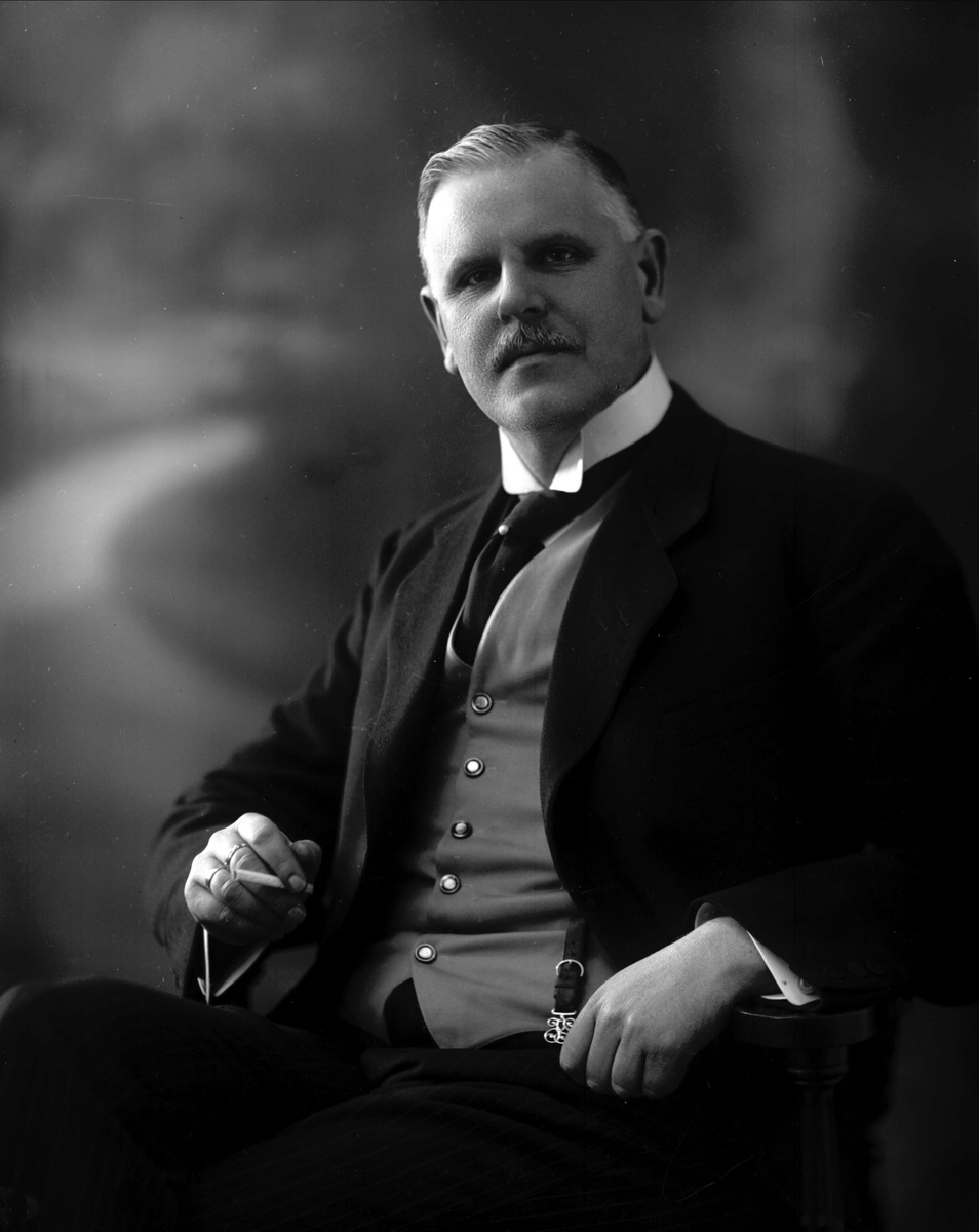 Gustav Borgen, NFB.01374