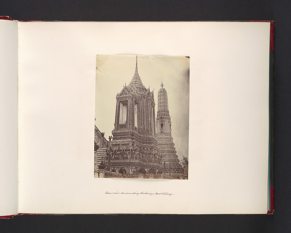 John Thomson, Near View Surrounding Buildings, Wat Chiang
