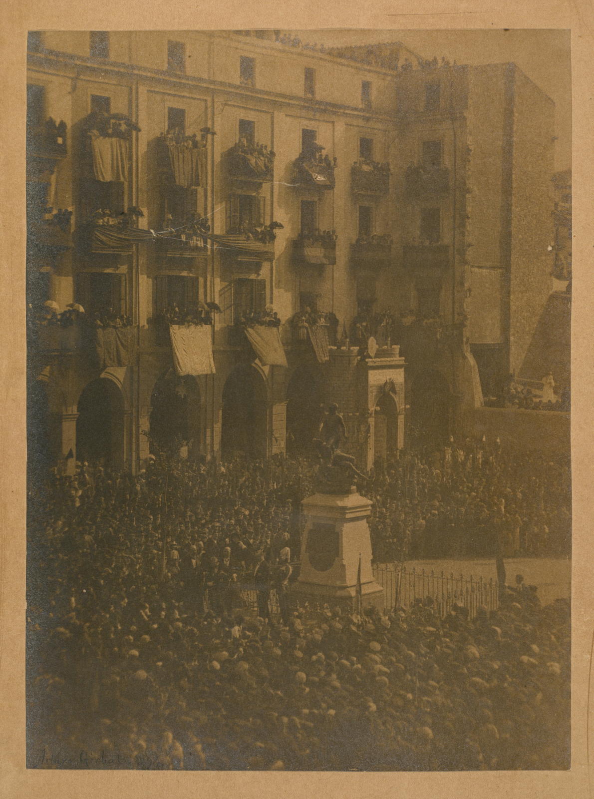 Artur Girbal Balandru, Recuerdo de la inauguración del Monumento del General Àlvarez de Castro en Gerona.