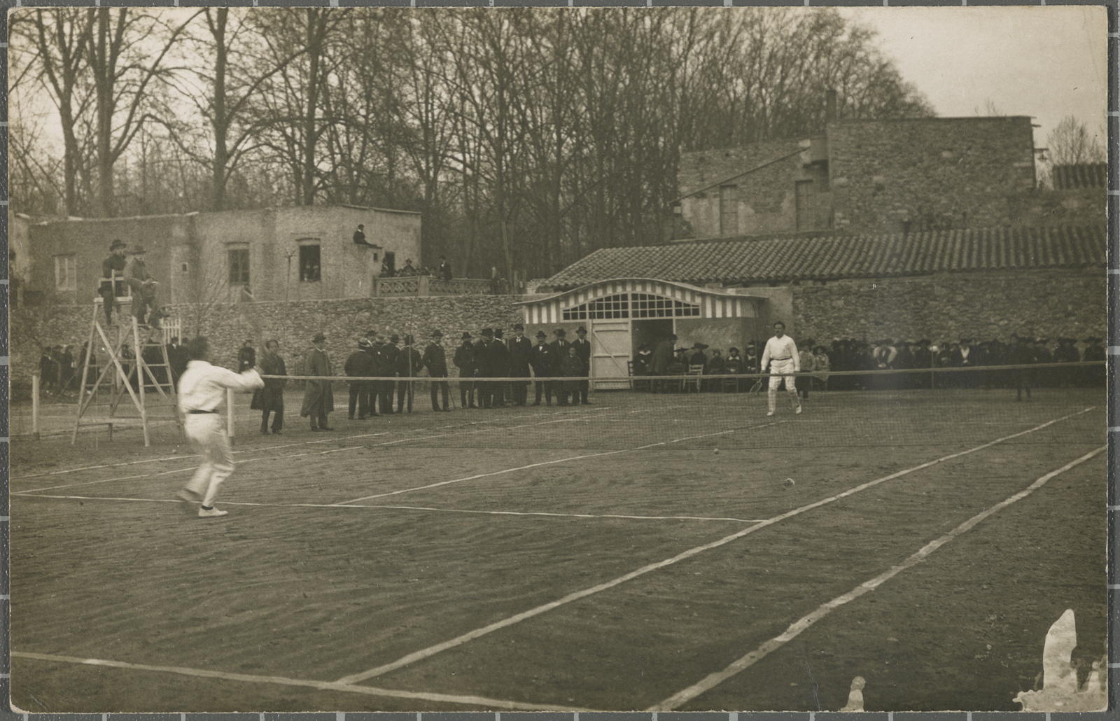 Desconegut, [Pista de tennis de la Devesa]