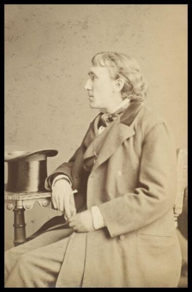 London Stereoscopic and Photographic Company, Guy Little Theatrical Photograph