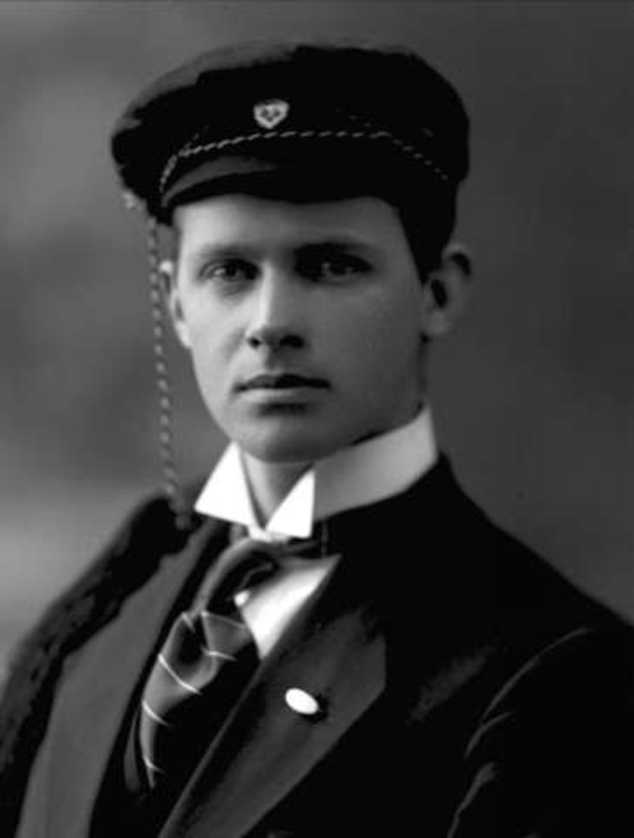 Gustav Borgen, Portrett, mann med studentlue, K Øvstedal.