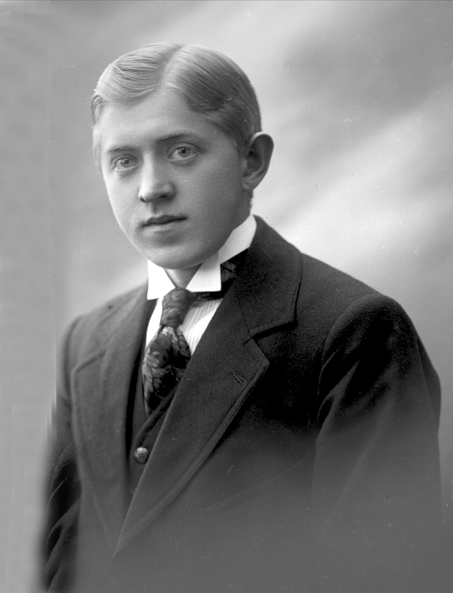 Gustav Borgen, NFB.30395