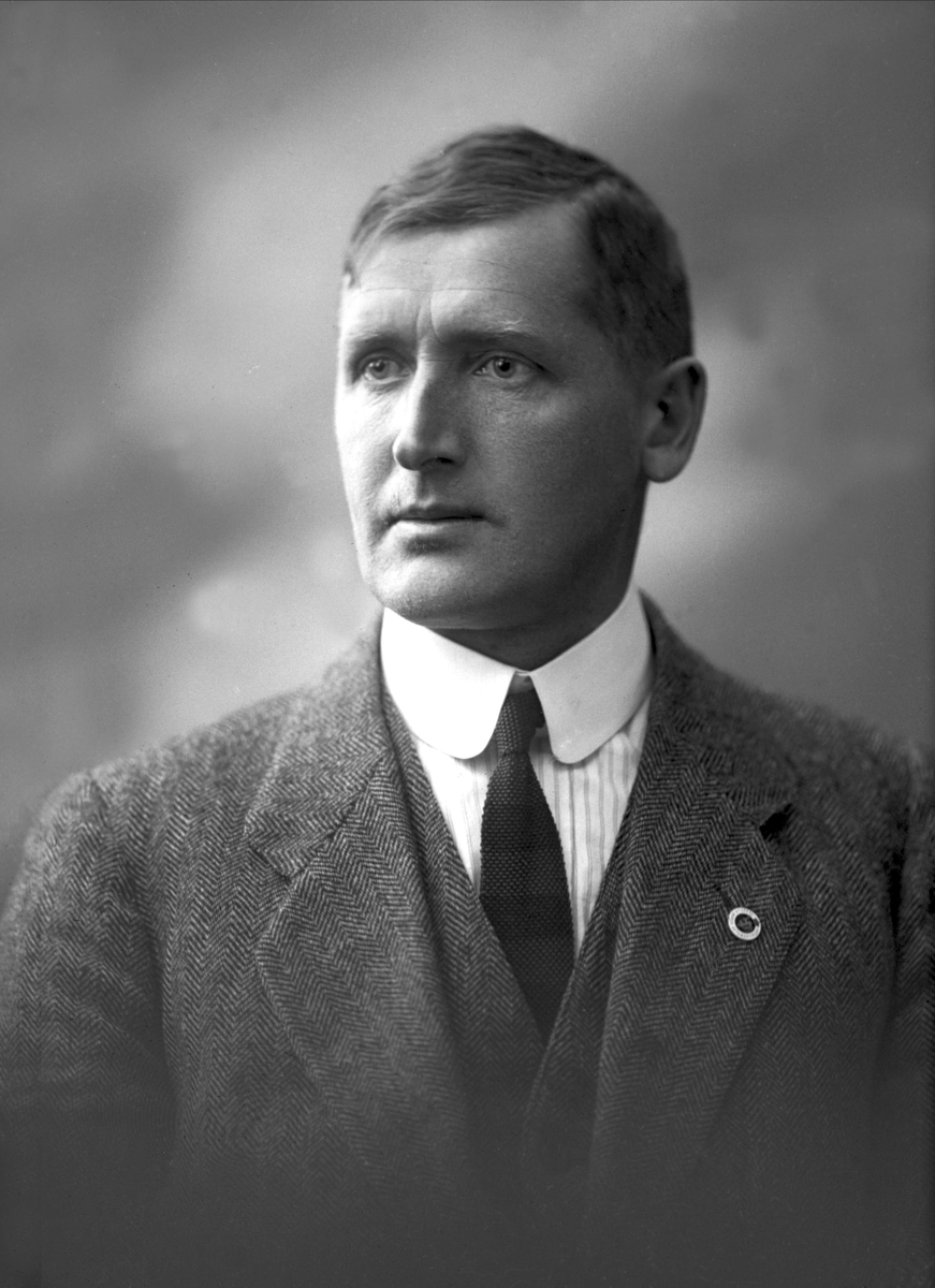Gustav Borgen, NFB.30398