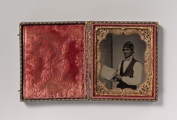 Unknown, [Plasterer with Hawk and Trowel]