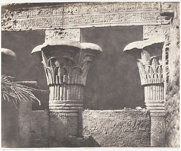 Félix Teynard, Esneh (Latopolis), Construction Ensablée - Architrave, Futs, et Chapiteaux