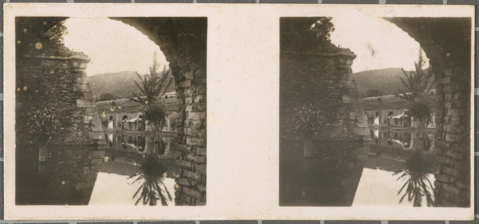 Desconegut, No. 236. Ada-Kaleh (Isla de la Fortaleza). - Turkish rooms