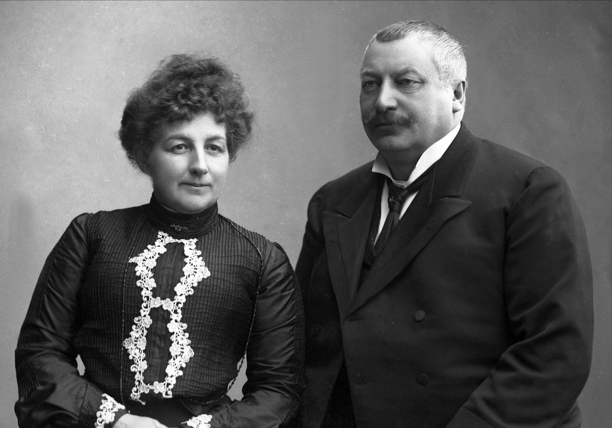 Gustav Borgen, Gruppeportrett, Dorothea og Hjalmar Schibbye.