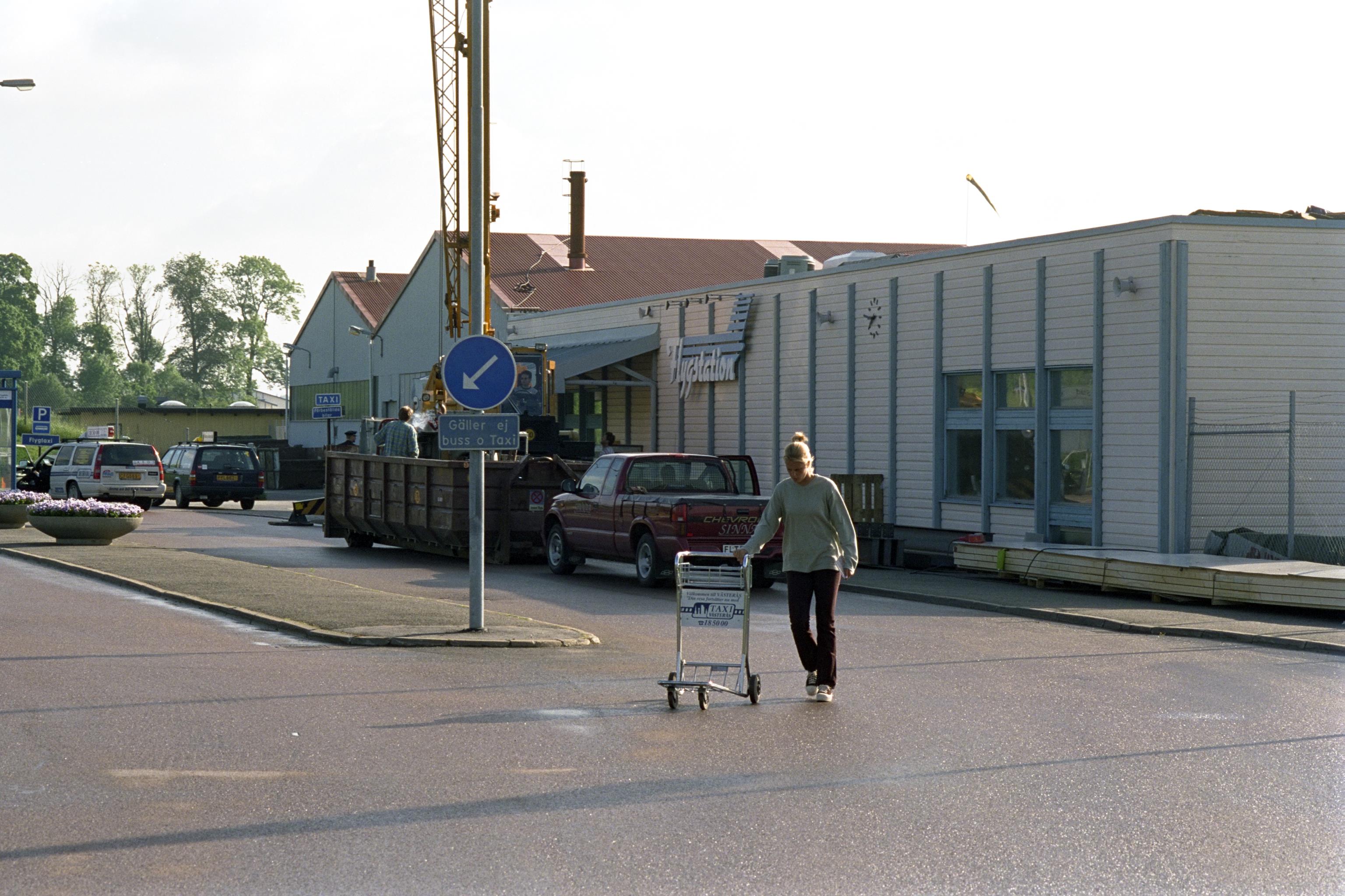 Bengt A Lundberg, Hälla