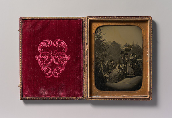 Unknown, [Family Posing on Bow Bridge, Central Park, New York]